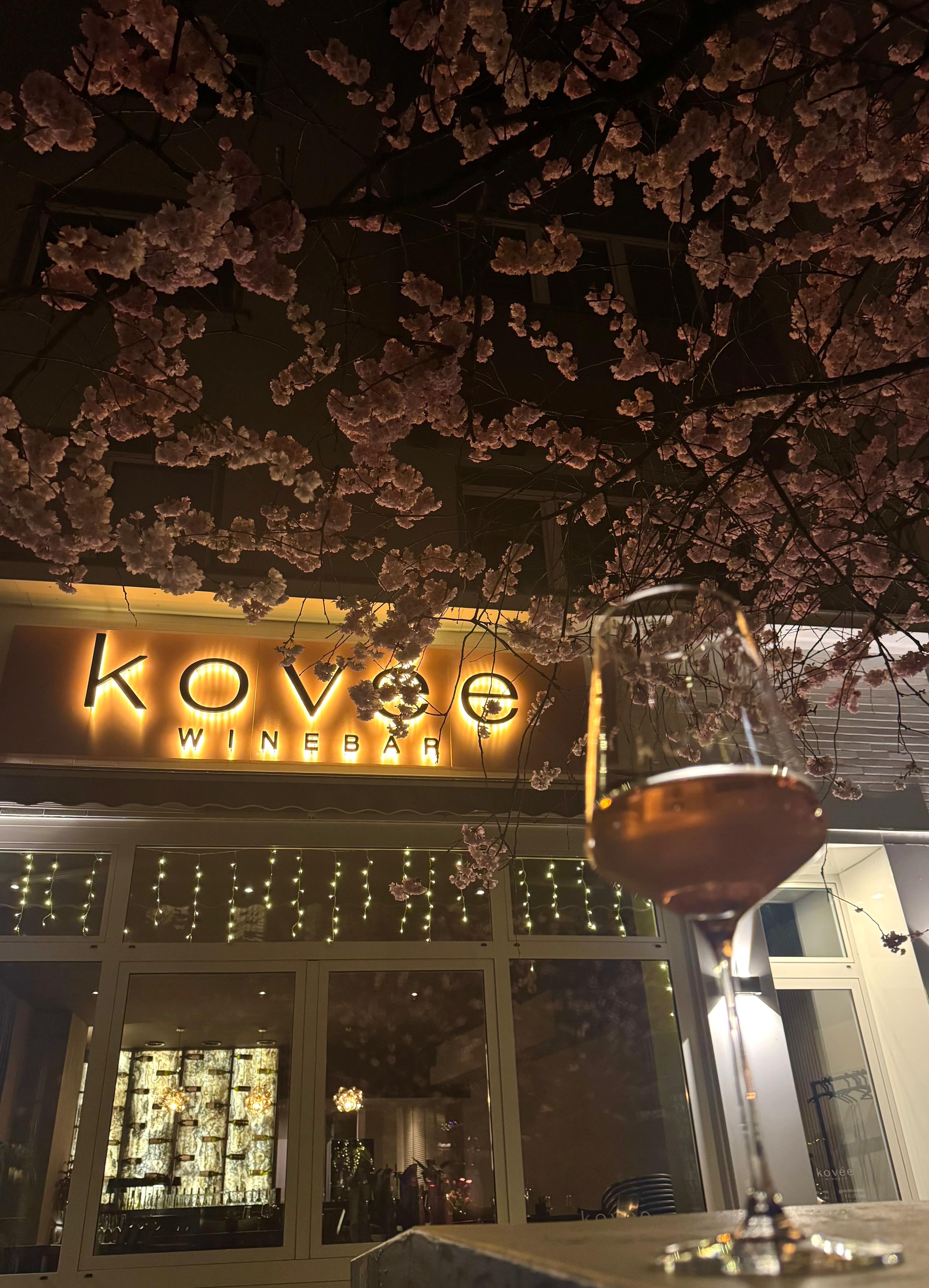 Kovée Eingang